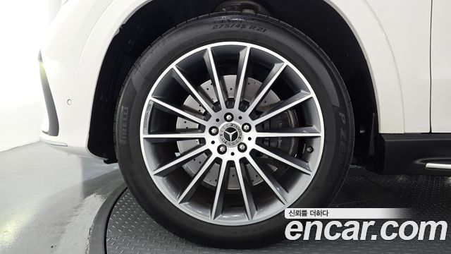 Mercedes-Benz GLE-Class 2025 — photo 5
