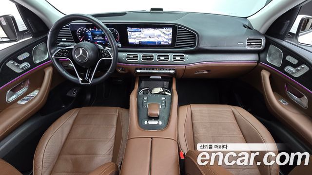 Mercedes-Benz GLE-Class 2025 — photo 7