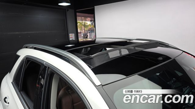 Mercedes-Benz GLE-Class 2025 — photo 15