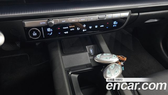 Hyundai Ioniq6 2025 — photo 26
