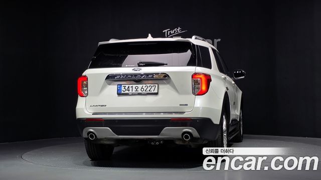 Ford Explorer 2020 — photo 4
