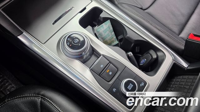 Ford Explorer 2020 — photo 12