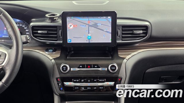 Ford Explorer 2020 — photo 20