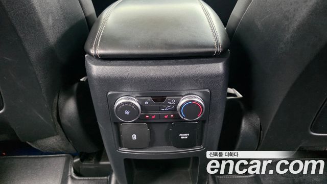 Ford Explorer 2020 — photo 24
