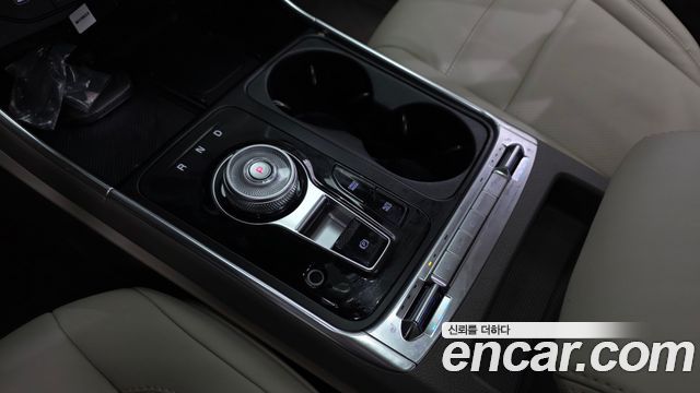 Kia Canival 2024 — photo 9