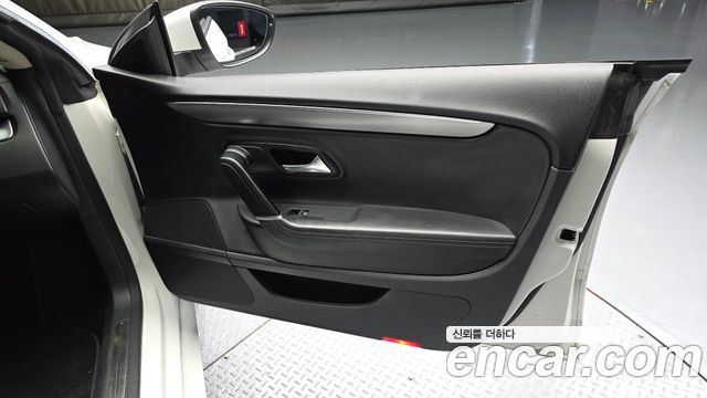 Volkswagen CC 2015 — photo 14