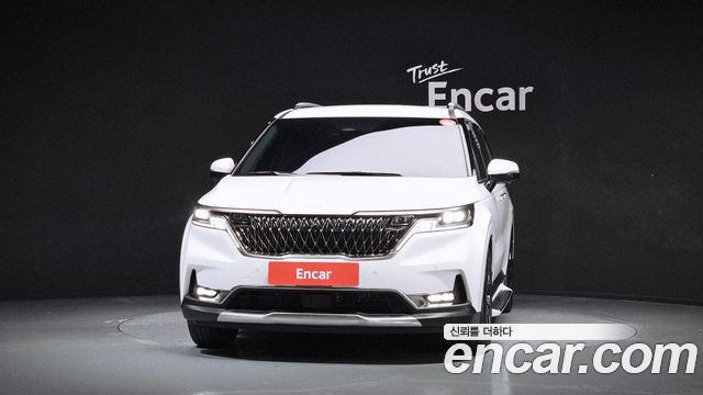 Kia Canival 2023 — photo 3