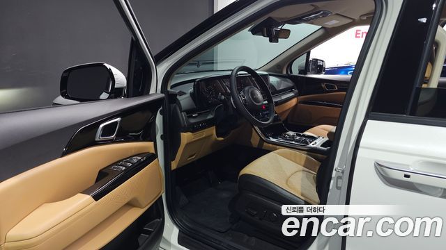 Kia Canival 2023 — photo 13