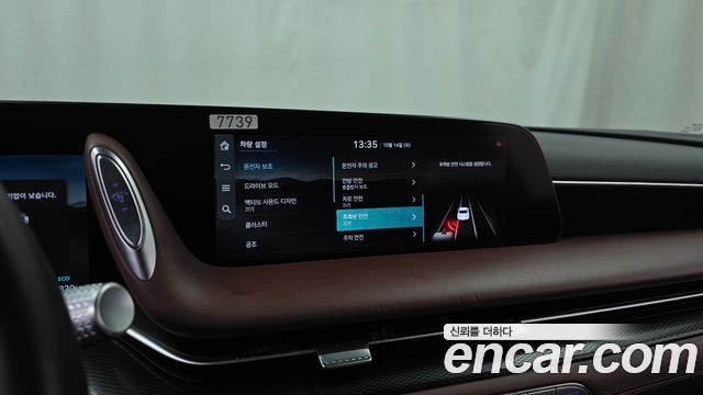 Genesis G90 2022 — photo 16
