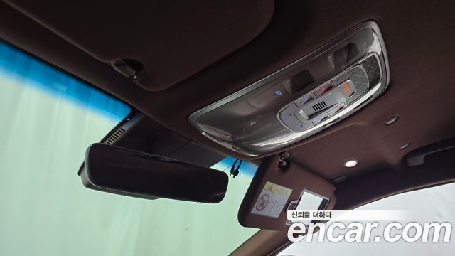 Genesis G90 2022 — photo 17