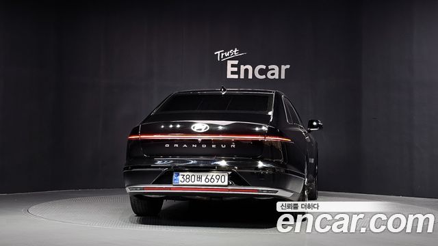 Hyundai Grandeur 2023 — photo 4