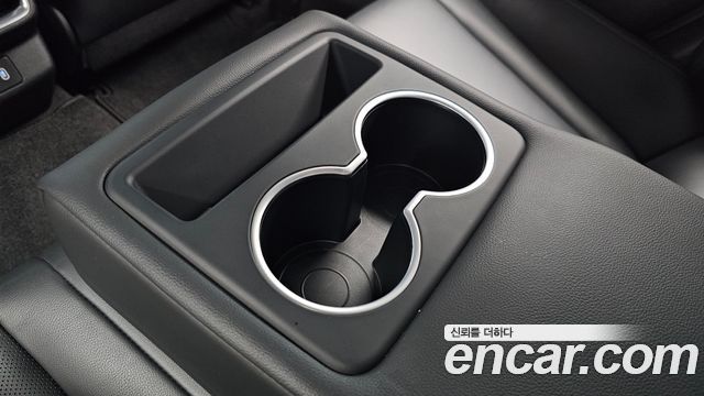 Hyundai Grandeur 2023 — photo 34