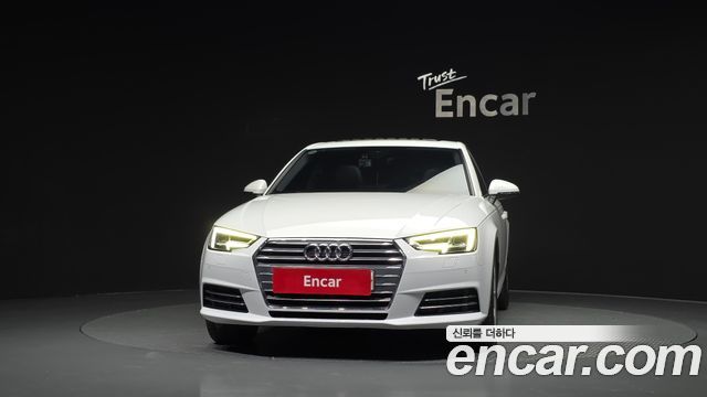 Audi A4 2018 — photo 3