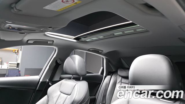 Audi A4 2018 — photo 19