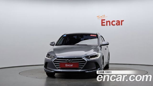 Hyundai AVANTE 2018 — photo 3