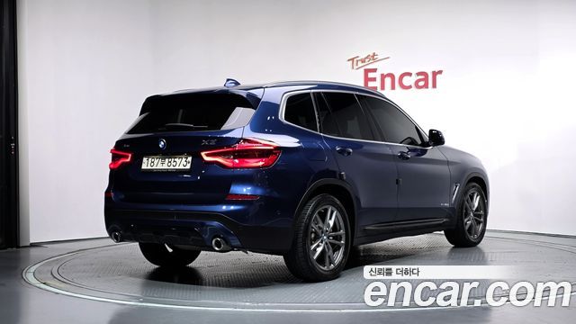 BMW X3 2018 — photo 2