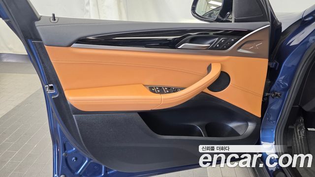BMW X3 2018 — photo 14