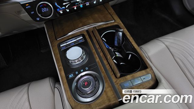 Genesis G80 2023 — photo 12