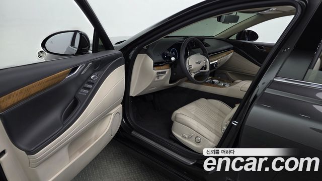 Genesis G80 2023 — photo 13