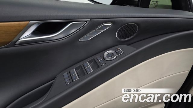 Genesis G80 2023 — photo 24