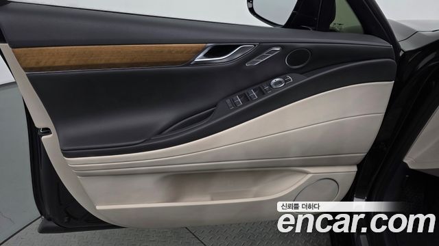 Genesis G80 2023 — photo 14