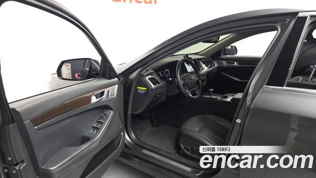 Genesis G80 2019 — photo 13