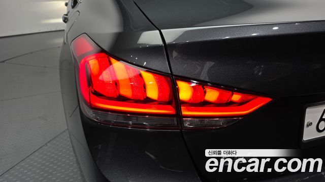 Genesis G80 2019 — photo 9