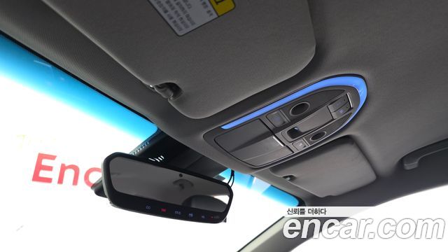 Genesis G80 2019 — photo 29