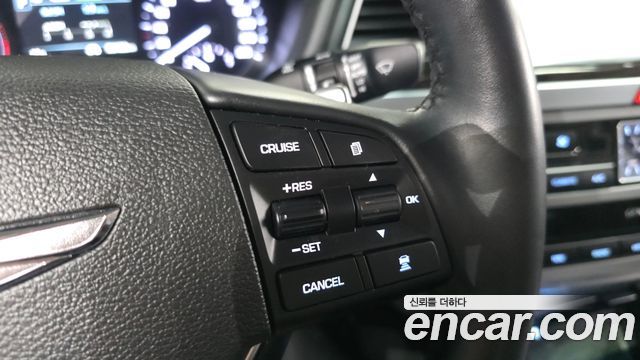 Genesis G80 2019 — photo 30