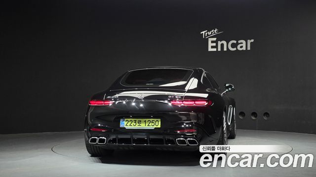 Mercedes-Benz AMG GT 2025 — photo 4
