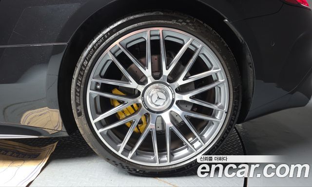 Mercedes-Benz AMG GT 2025 — photo 5