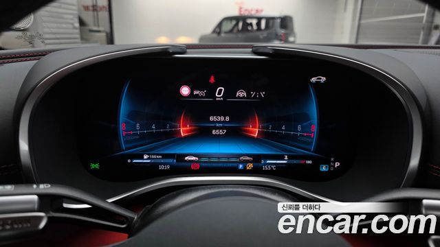 Mercedes-Benz AMG GT 2025 — photo 11
