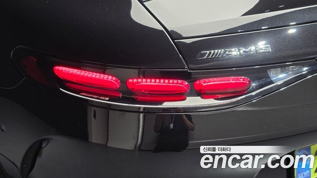 Mercedes-Benz AMG GT 2025 — photo 9