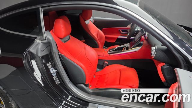 Mercedes-Benz AMG GT 2025 — photo 16
