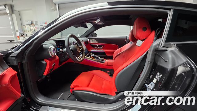 Mercedes-Benz AMG GT 2025 — photo 28