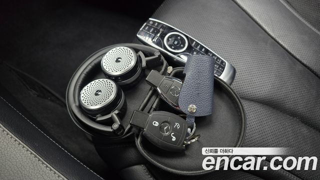 Mercedes-Benz S-Class 2016 — photo 28