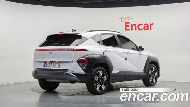 Hyundai Kona 2025 — photo 2