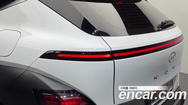 Hyundai Kona 2025 — photo 9