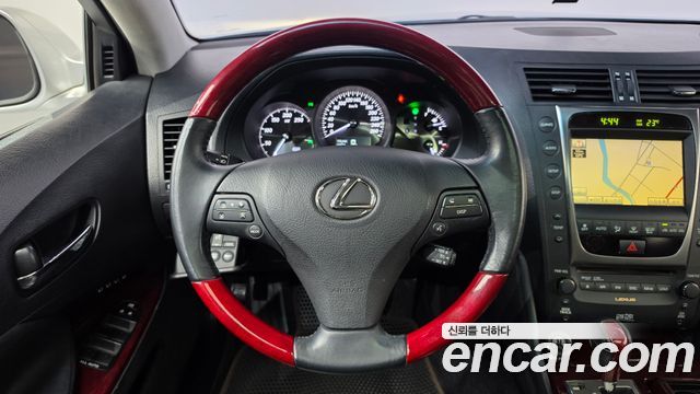 Lexus GS 2010 — photo 13