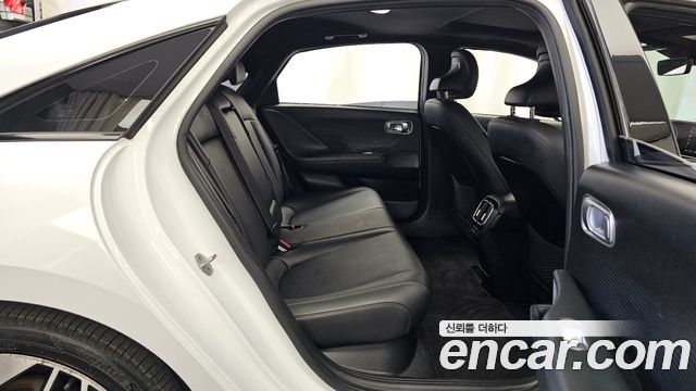 Hyundai Ioniq6 2023 — photo 18