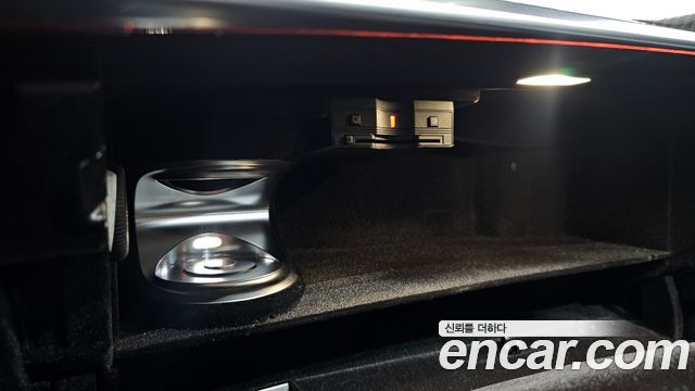 Mercedes-Benz S-Class 2020 — photo 34
