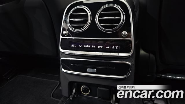 Mercedes-Benz S-Class 2020 — photo 36