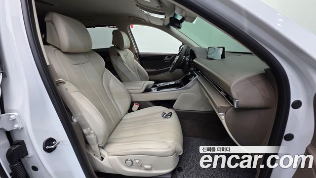 Genesis GV80 2022 — photo 13