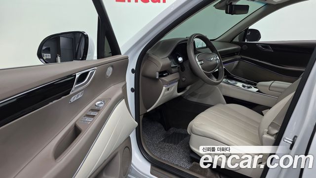 Genesis GV80 2022 — photo 17