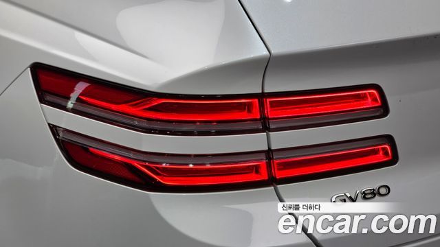 Genesis GV80 2022 — photo 9