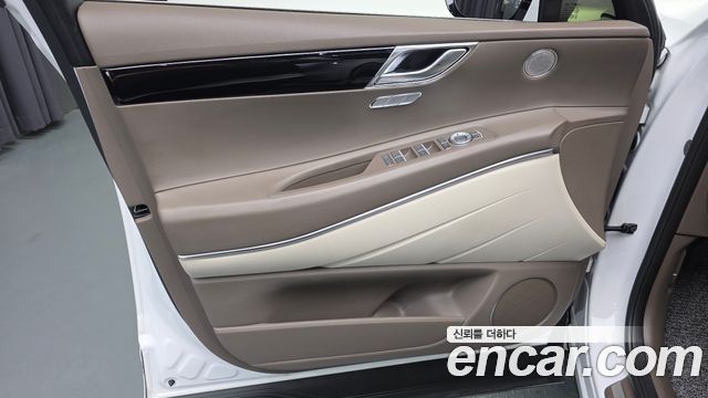 Genesis GV80 2022 — photo 14