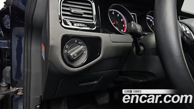 Volkswagen Golf 2016 — photo 22