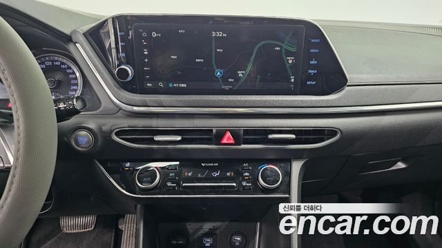 Hyundai Sonata 2020 — photo 19