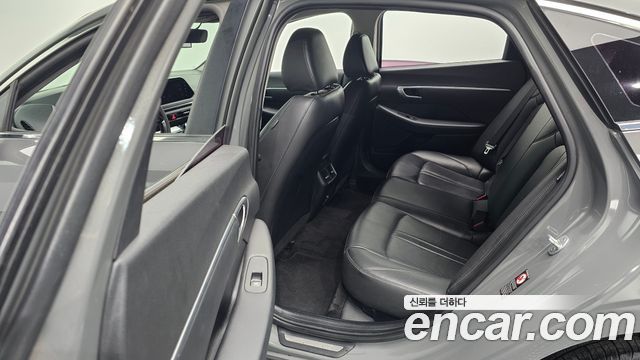 Hyundai Sonata 2020 — photo 27