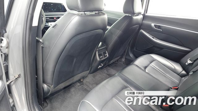Hyundai Sonata 2020 — photo 28